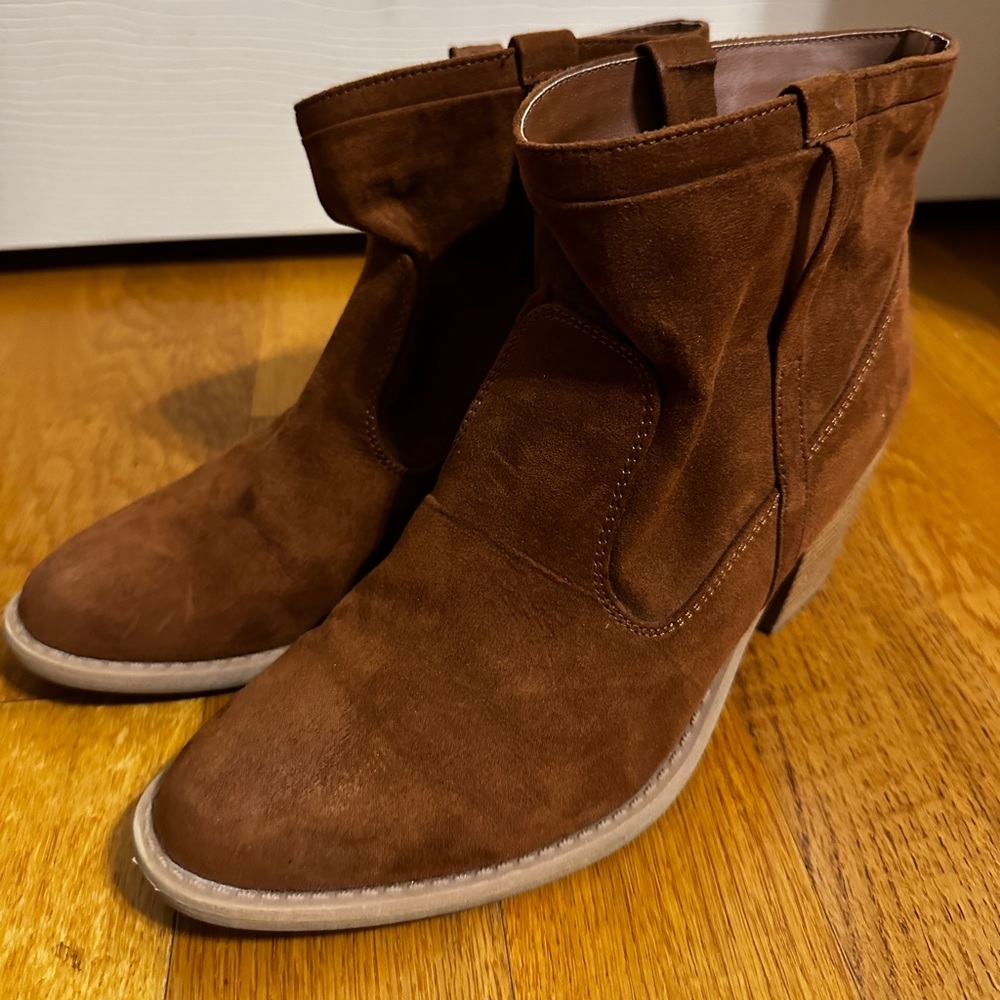 Cupid - Ankle Booties